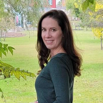 Avatar of Alexandra smiling, excited